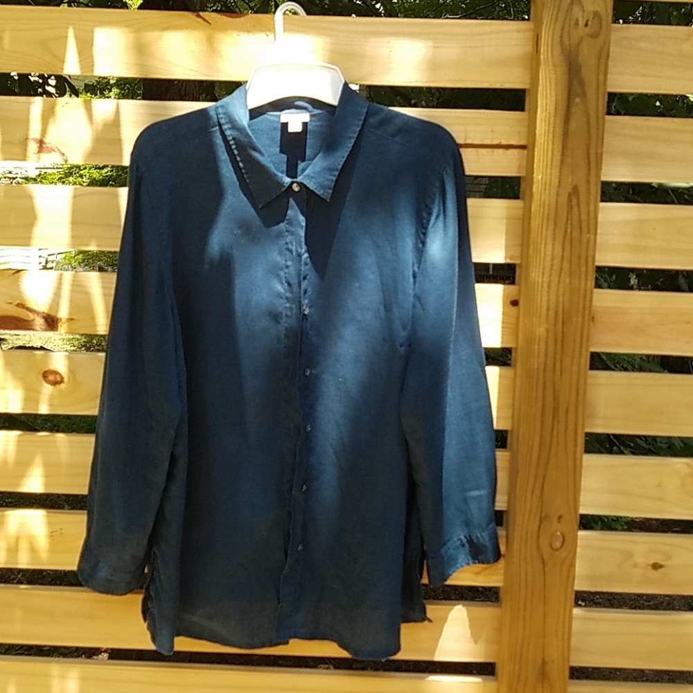 JJill 100 % linen shirt.